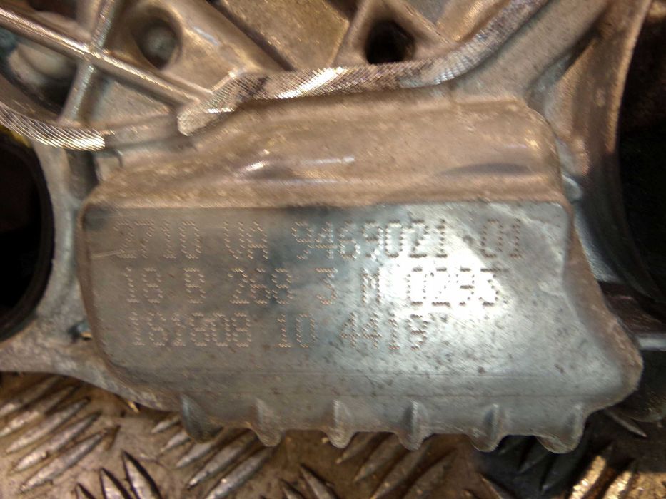 BMW G01 G05 G07 G20 G22 G11 Роздатка