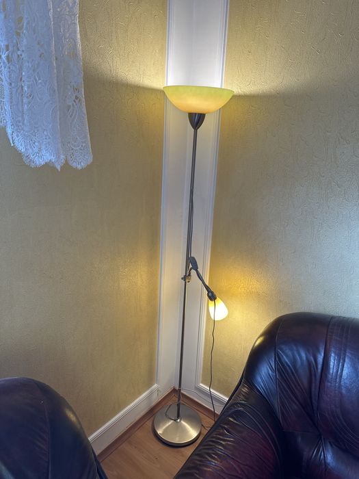 Lampa 2 źródła swiatła góra-dół
