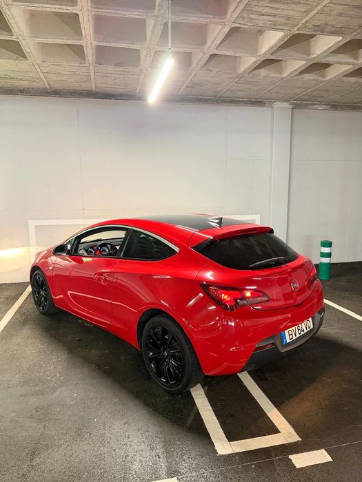Opel Atra GTC 1.6 cdti