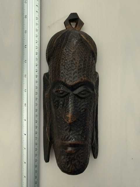 Máscaras africanas e outros países