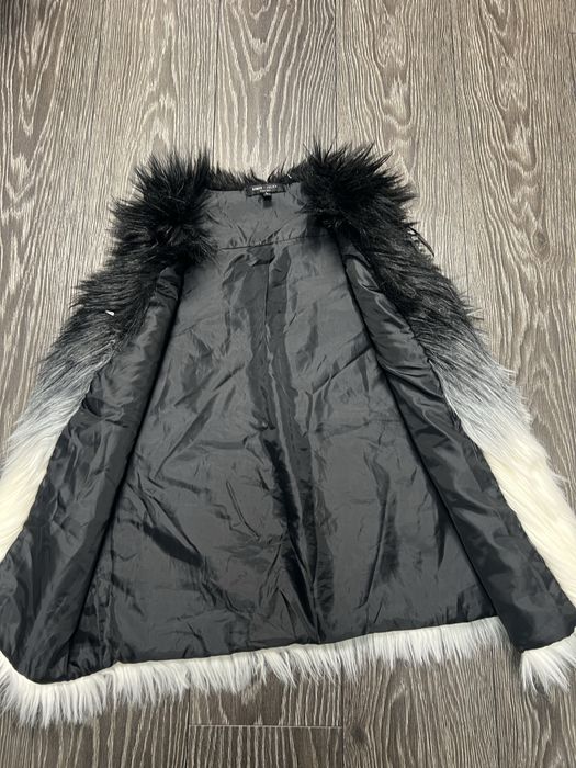 Romeo & Juliet couture жилетка жіноча  екохутро L