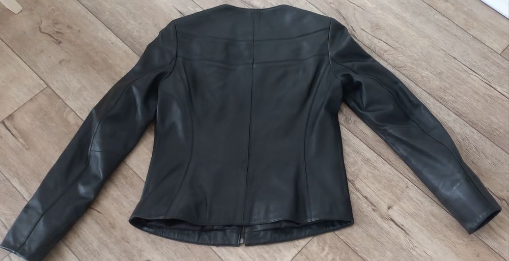 Куртка, піджак жіночий з натуральної шкіри