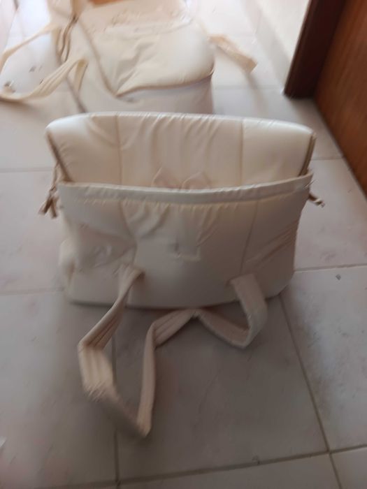 Alcofa com saco de sair