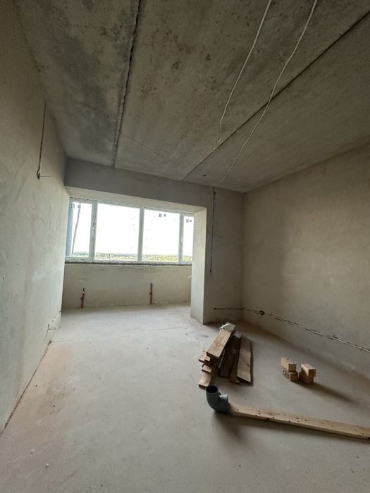 Продаж двокімнатноі квартири у новобудові