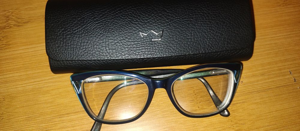 Okulary oprawki + etui