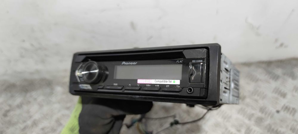 Pioneer DEH-S120UB Radio Samochodowe - AUX CD MP3 USB