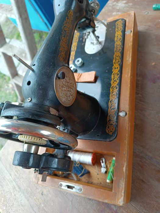 Швейная машина времён СССР