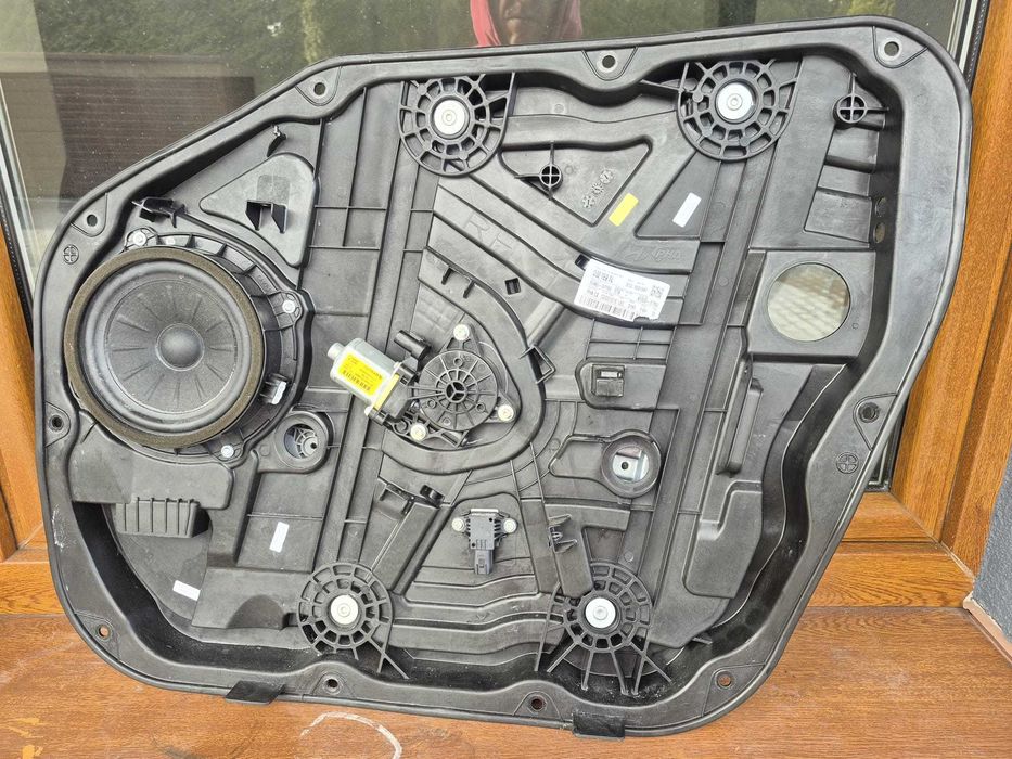 Podnośnik szyby głośnik  Hyundai