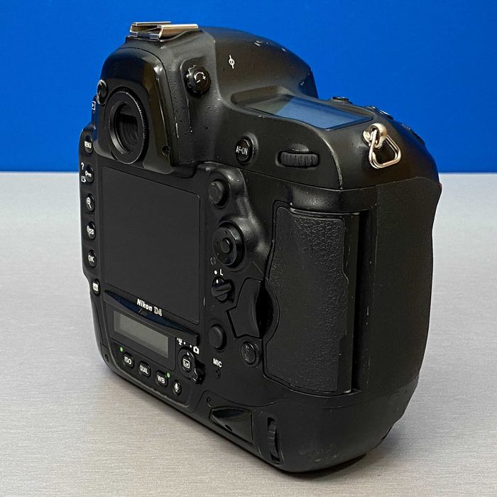 Nikon D4 (Corpo) - 16.2MP