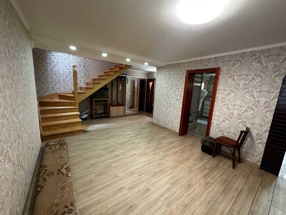 Продається будинок у місті Тячів
