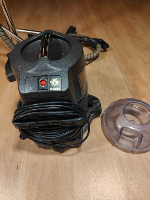 Aspirador Rainbow e-Series com Acessórios – Excelente Estado