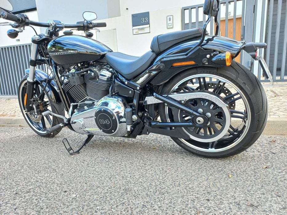 Harley Breakout como nova