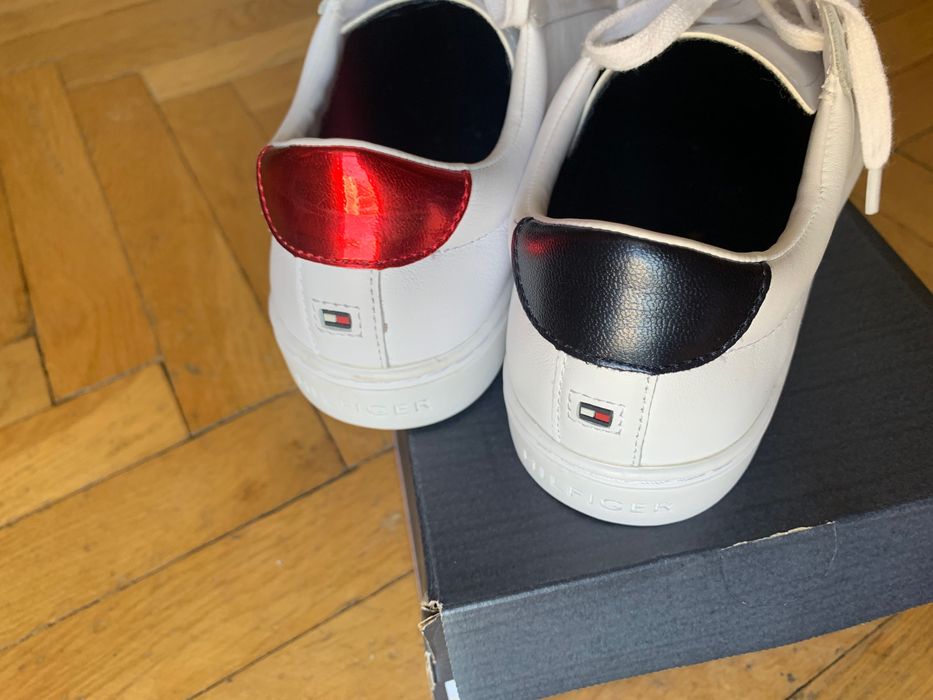 Buty sportowe Tommy Hilfiger damskie