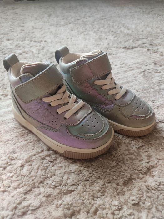 Продам дитяче взуття