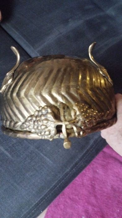 Mosiężna patera na owoce