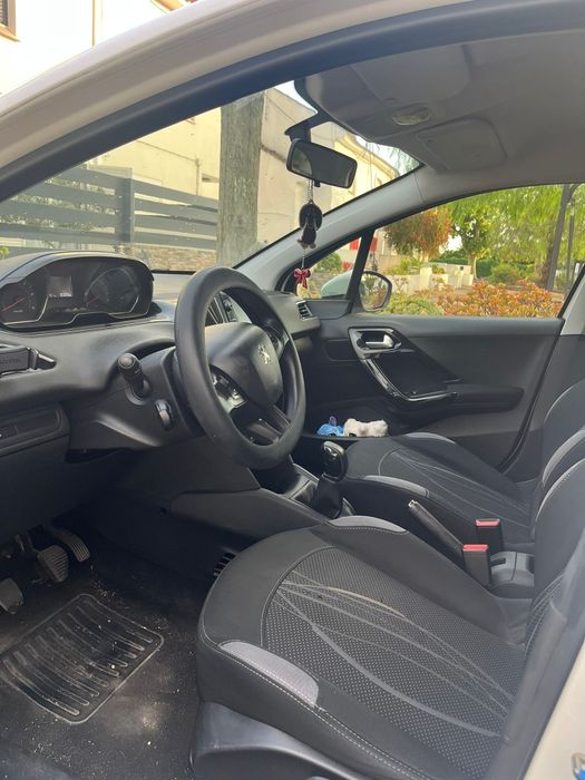 Troco por Mini Cooper            Peugeot 208 1.4 hdi impecável