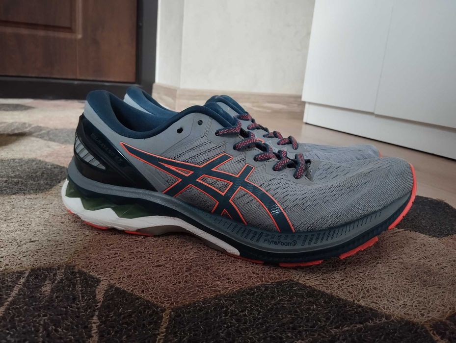 Мужские кроссовки для бега Asics Gel-Kayano 27 44 размер