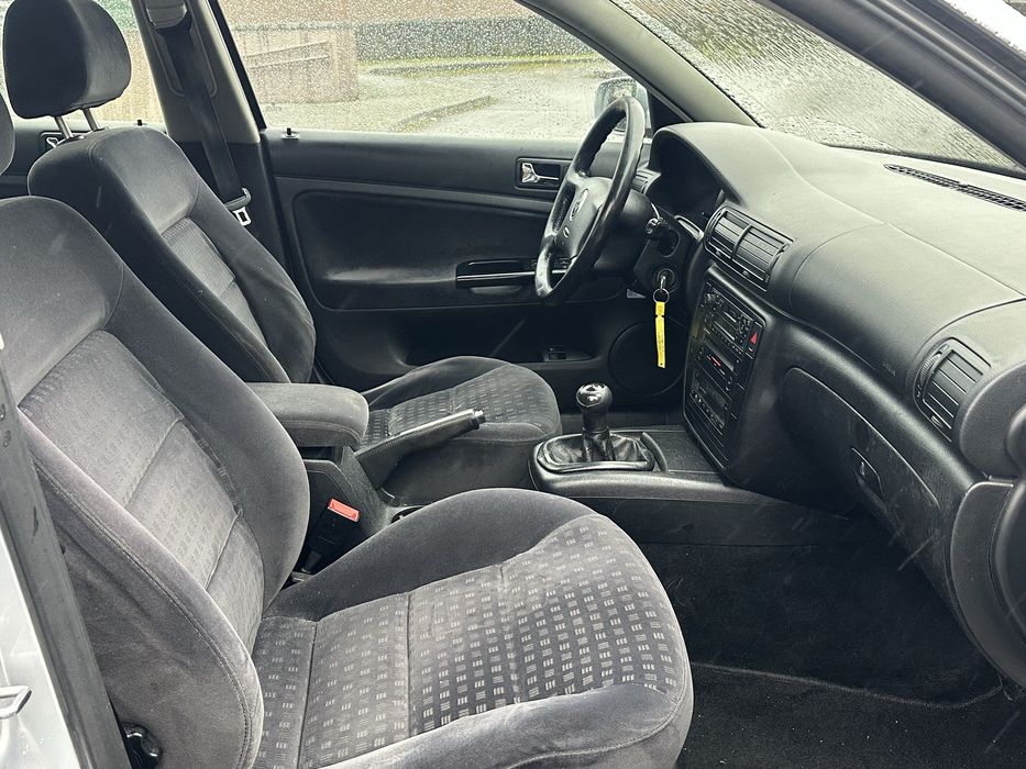 Volkswagen Passat 1.9 TDi - 130cv