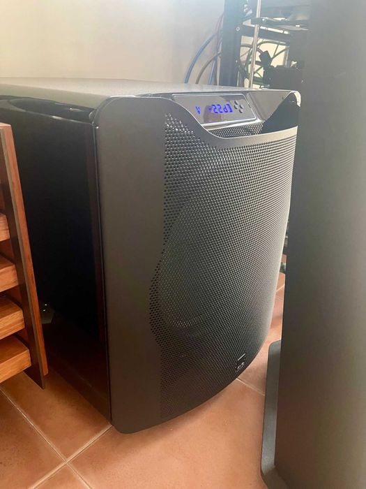 Subwoofer SVS SB-16 Ultra black gloss - Reference Sealed Subwoofer