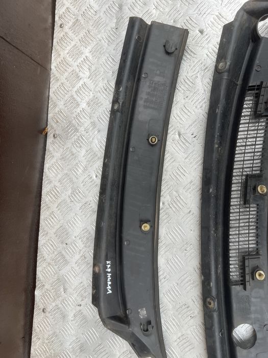 Жабо пластик под лобовое Киа карнивал 04год kia carnival