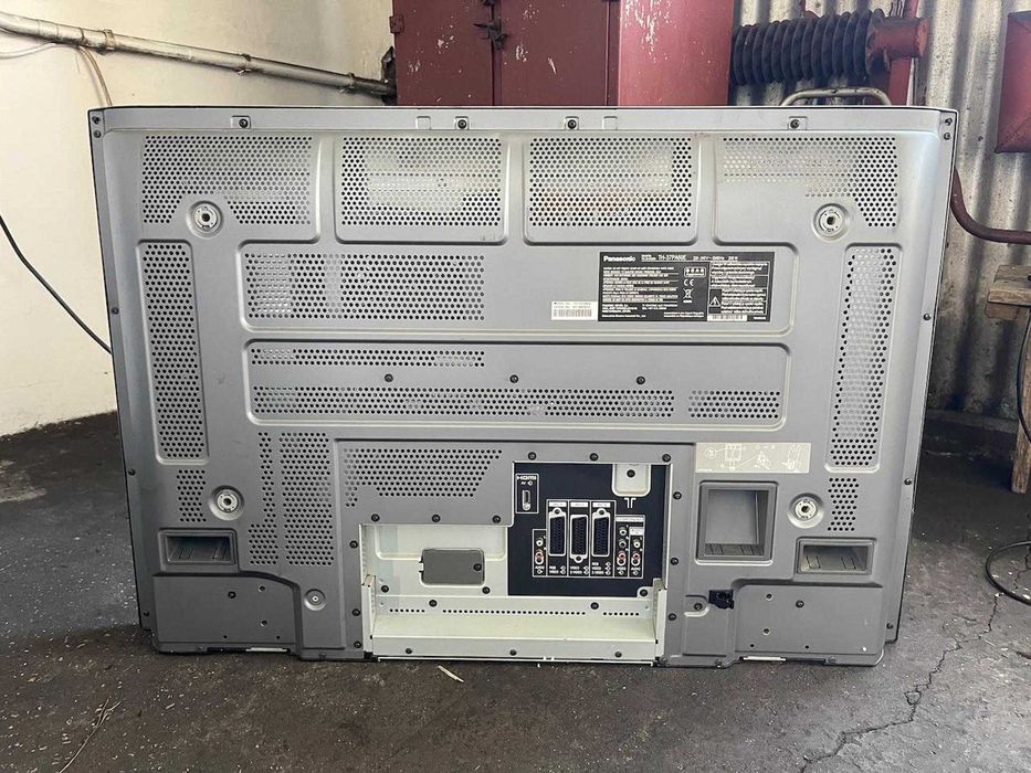 Telewizor plazmowy Panasonic Viera 32' TH-37PA60E sprawny + pilot