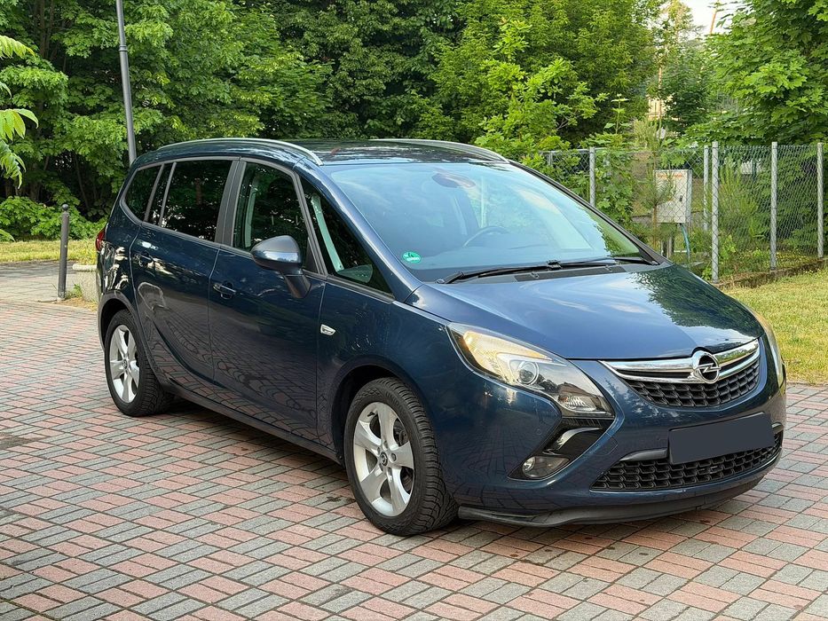 Opel Zafira 1.4 TURBO *Benzyna* 7 Osobowy samochód* Niemcy