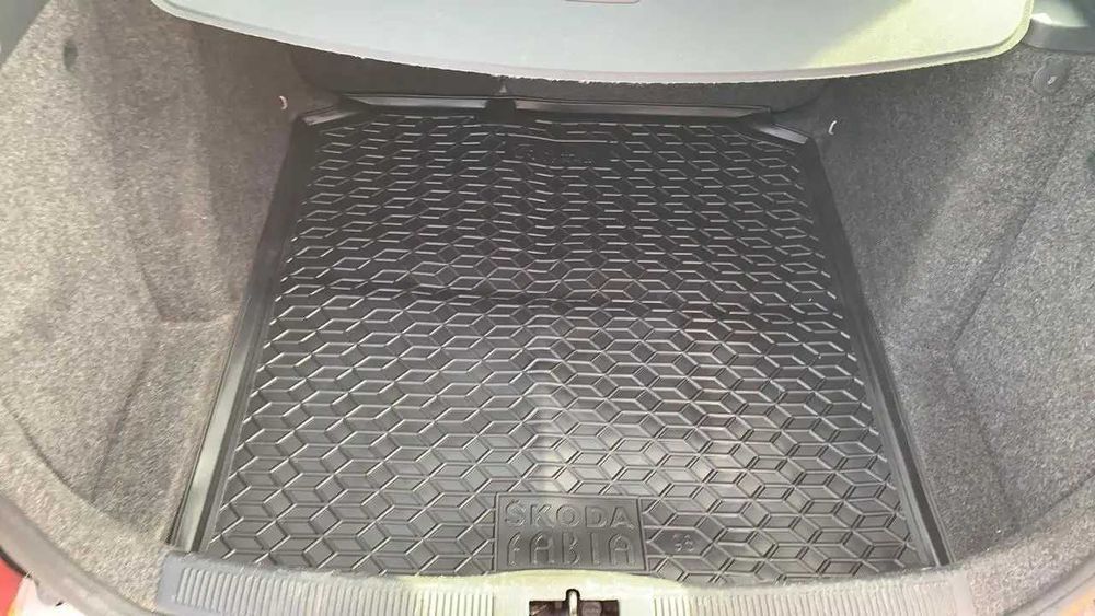 Коврик у багажник для Skoda Fabia\ Octavia\ SuperB\ Kodiaq\ Avto-Gumm