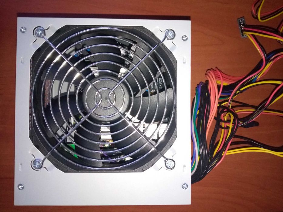 Продам блок питание Qube QBF atx 400W-12S на 400 ватт