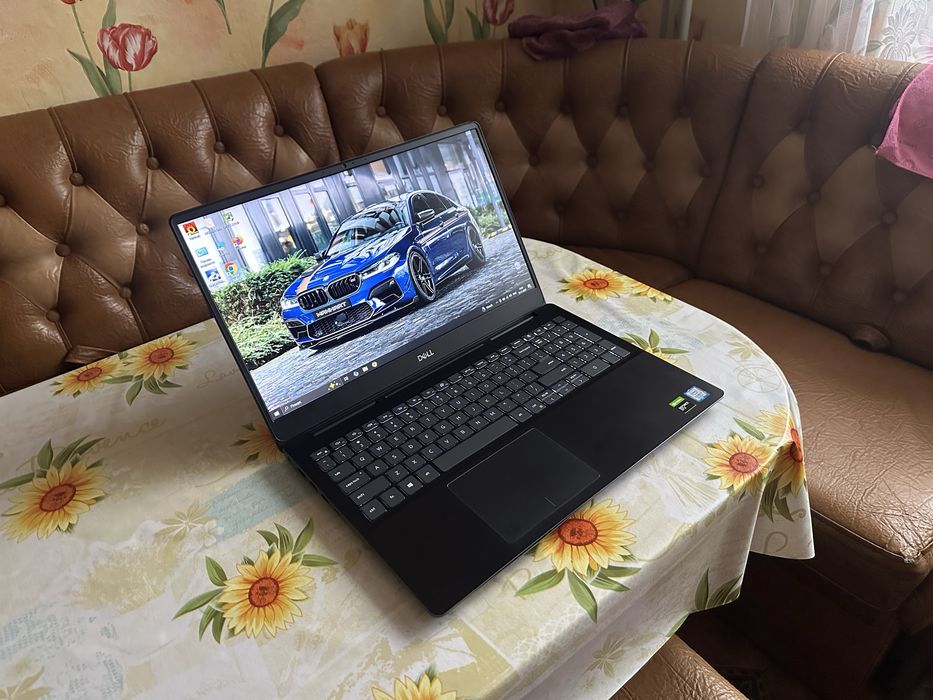 Потужний ігровий ноутбук Dell Vostro (і7 6ядер, GTX 1650)