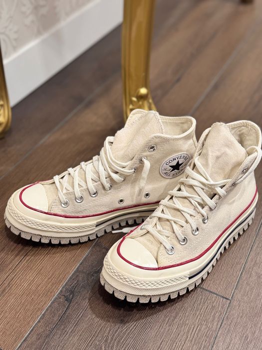 Жіночі кросівки converse