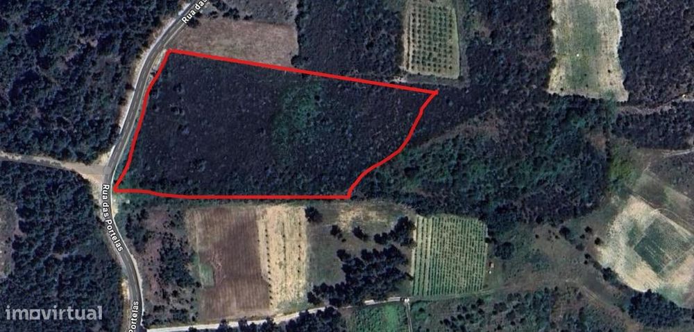 Terreno 11800m2 à Venda em Outeiro Seco, Chaves