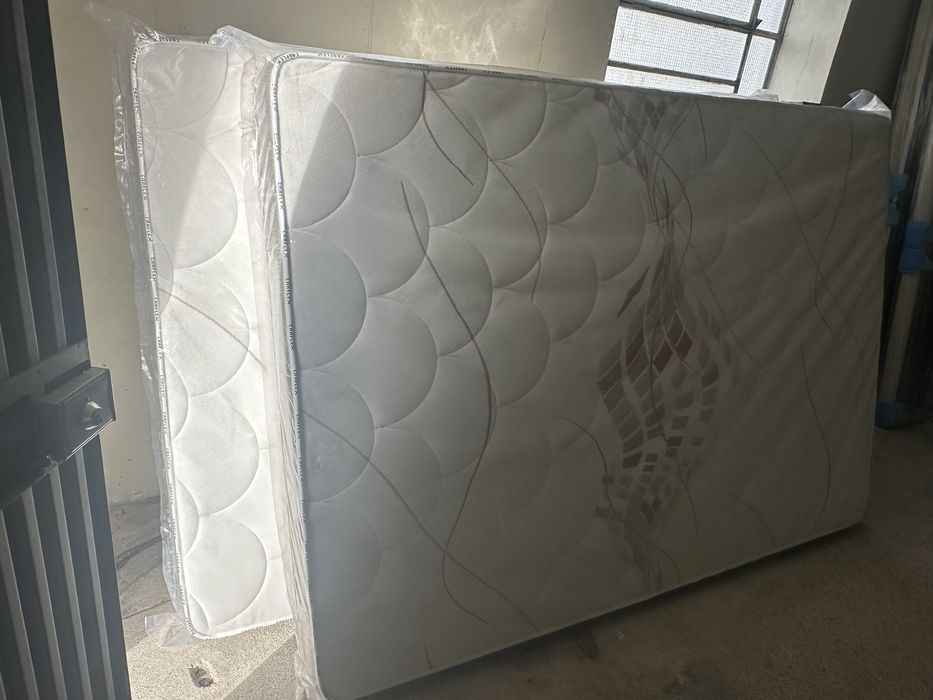 Colchões novos viscoelásticos