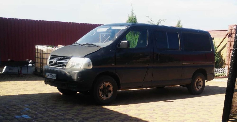 СРОЧНО ! Продам повнопривідний Toyota Hiace