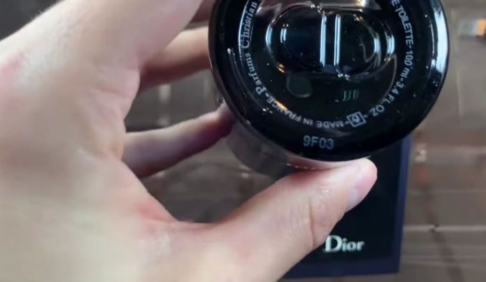 Чоловічі парфуми Dior Sauvage Eau de Parfum.