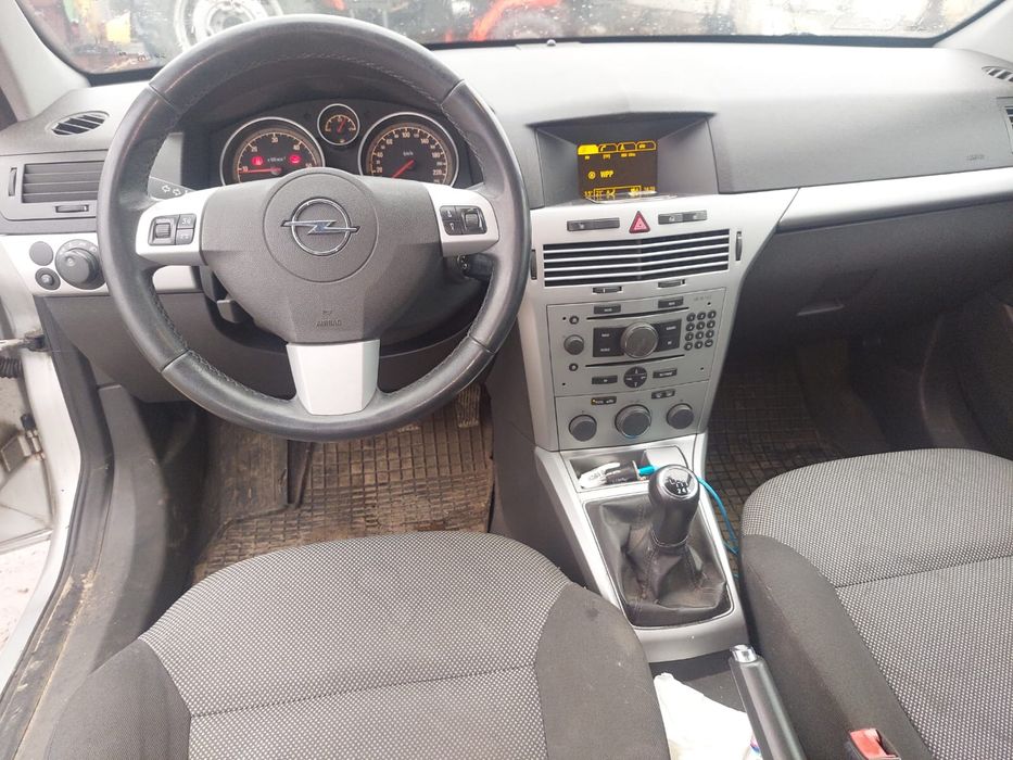 Opel Astra H  1.7 cdti