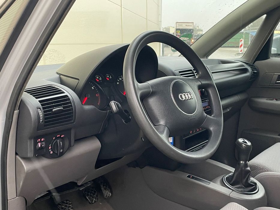 Audi A2 Wspomaganie/ABS/ESP/centralny/el.szyby
