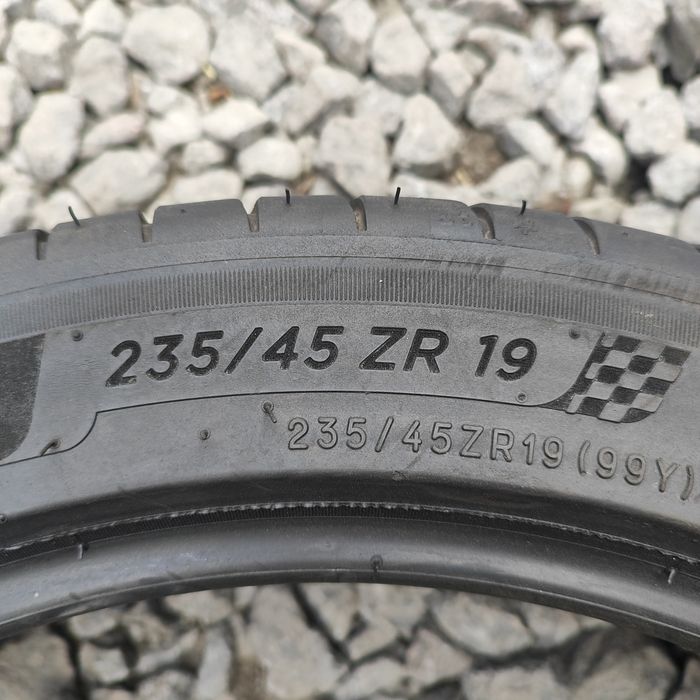 Пара літніх шин Michelin 235/45 R19 235*45 19 Pilot Sport 4 001994