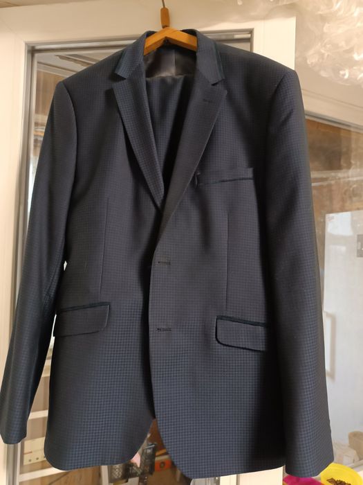 Мужской  свадебный классический костюм