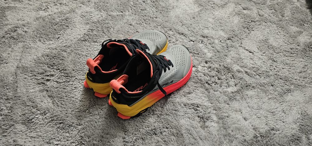 Altra Olympus 6 rozm. 44 gwarancja, buty do biegania trailowe