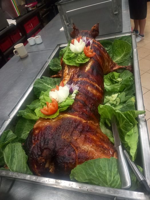 Pieczony Prosiak -Pieczona Szynka Catering Wesele- Imprezy