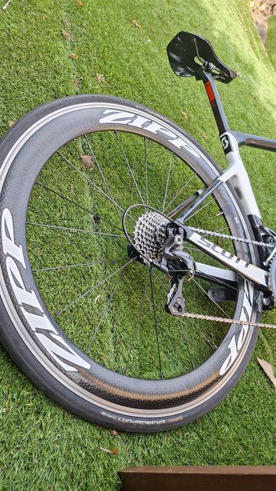 Rodas Zipp 404 Carbono oportunidade