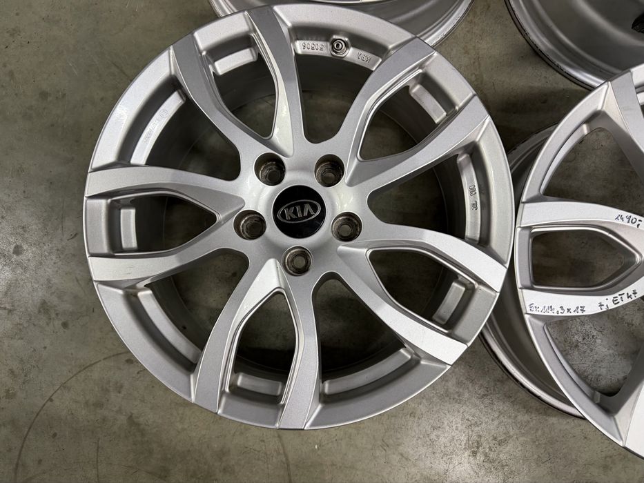 Felgi aluminiowe 5x114,3x17 7J ET47 KIA MAZDA HONDA
