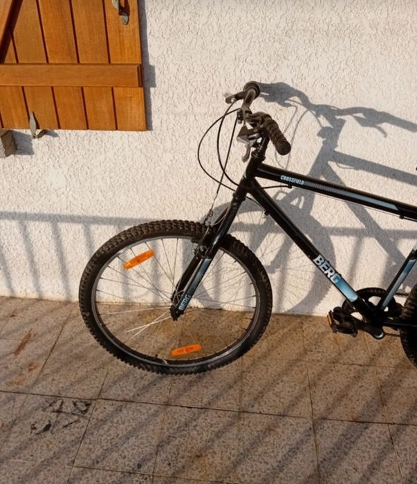 Bicicleta poucas vezes usada
