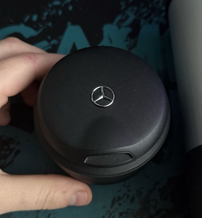 Попільничка Mersedes, Infiniti