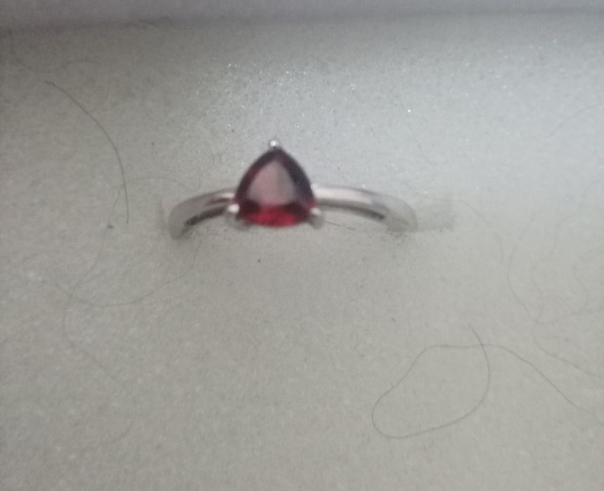 Anel Prata com Granada  (Rajastão)