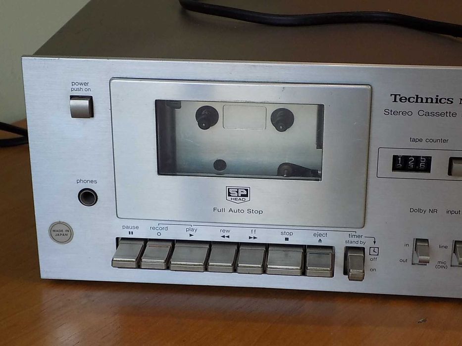 Магнитофон Tecnics RS-M10