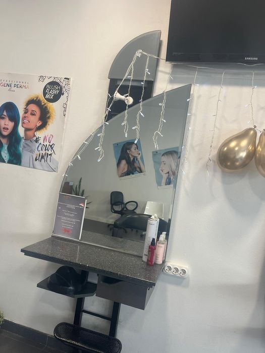 Bancadas de salão e rampa lavagem