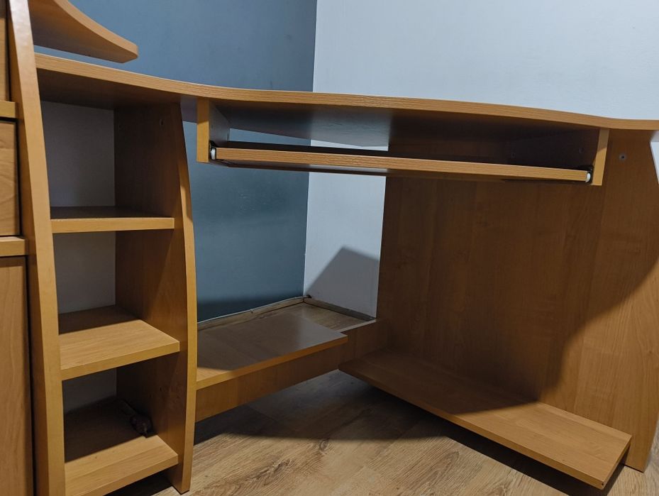 Biurko biurowe narożne