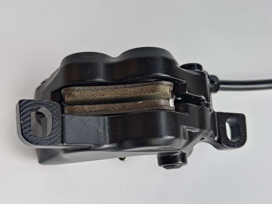 Hamulec Shimano BL-M4100, BR-MT420 tył, czterotłoczkowy, nowy (532)