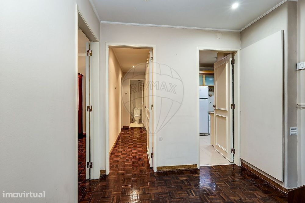 Apartamento T4 para arrendamento